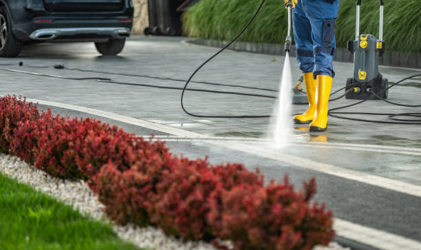Best Residential Pressure Washing Services  in Lindsay, CA